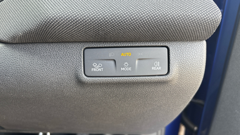 Volkswagen T-Roc 1.5 eTSI 150 Life 5dr DSG Petrol Hatchback